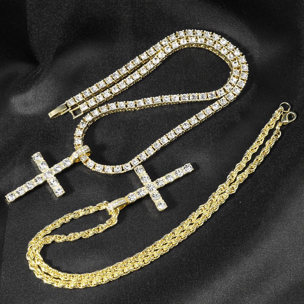 Diamond cross