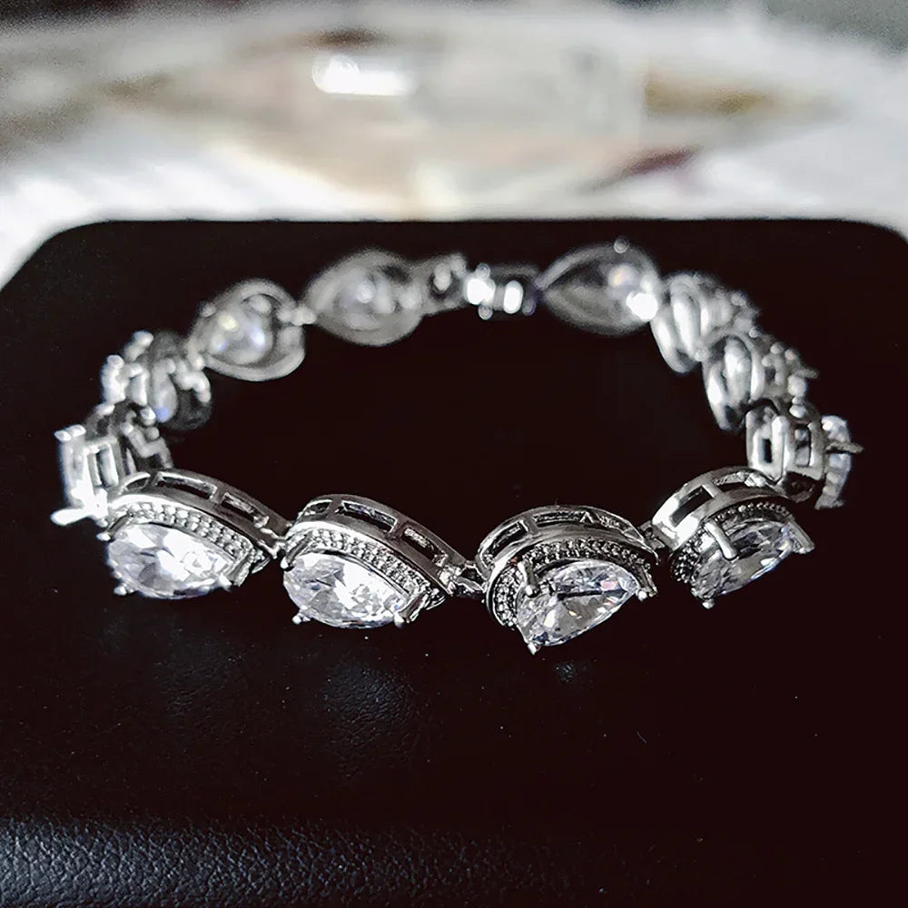 Tear-drop bracelet