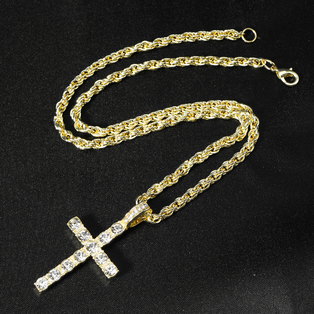 Diamond cross