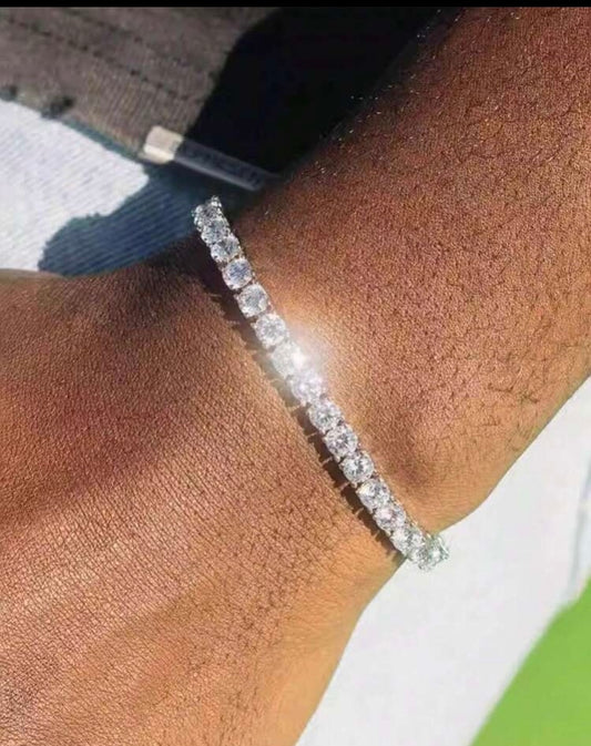 Diamond tennis bracelet
